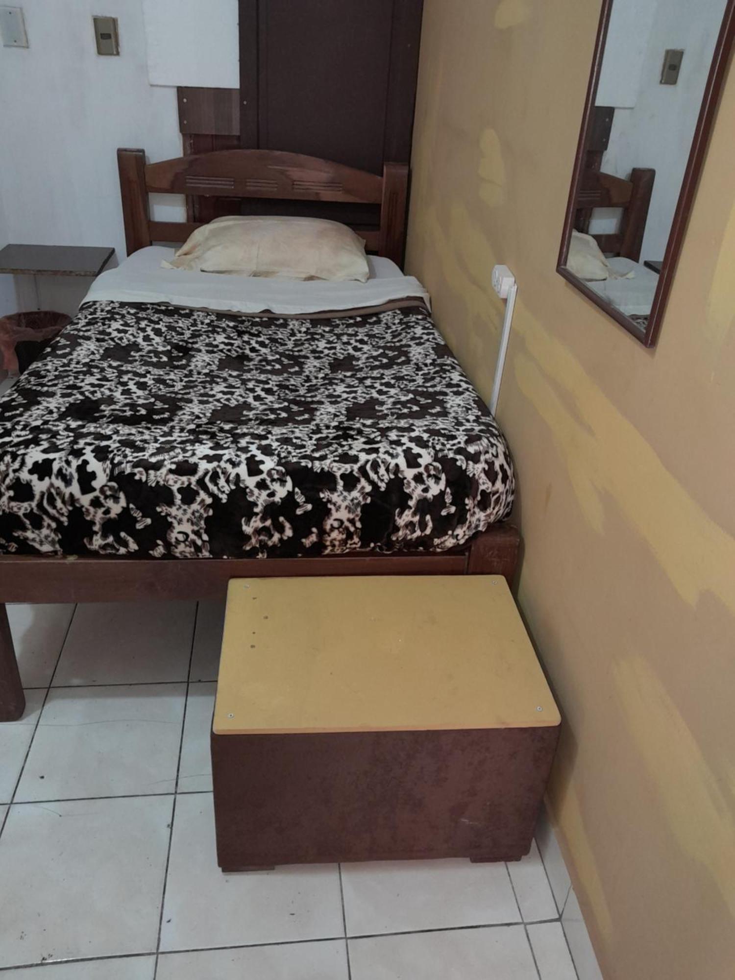 Urbano Hotel Tarija Eksteriør billede